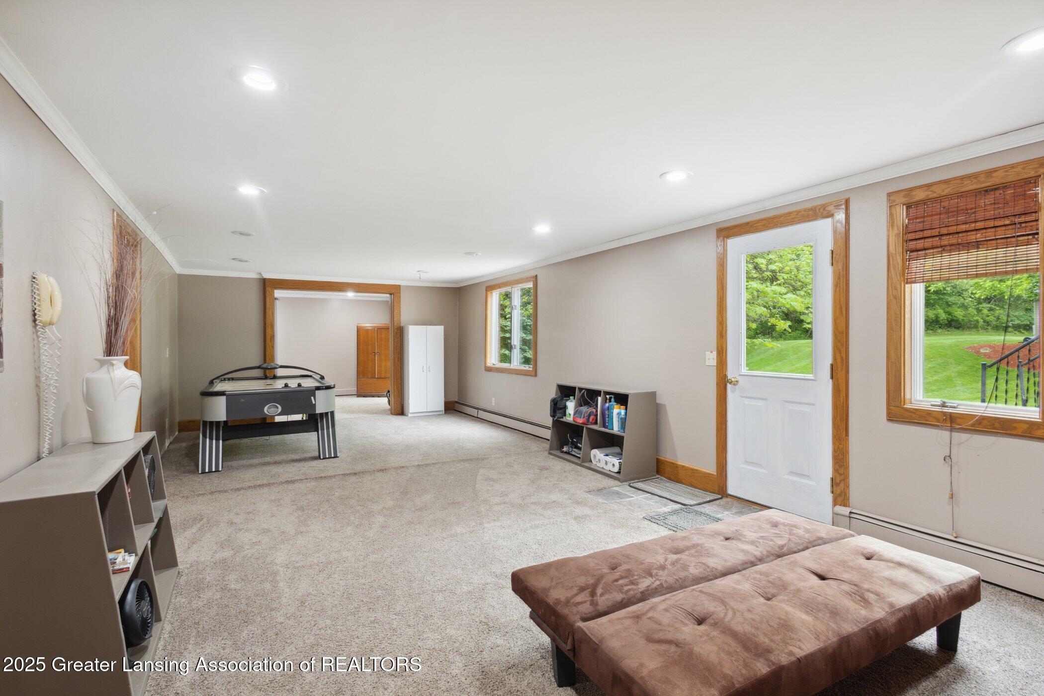 DeWitt, Michigan, 48820, United States, 4 Bedrooms Bedrooms, ,4 BathroomsBathrooms,Residential,For Sale,1911452