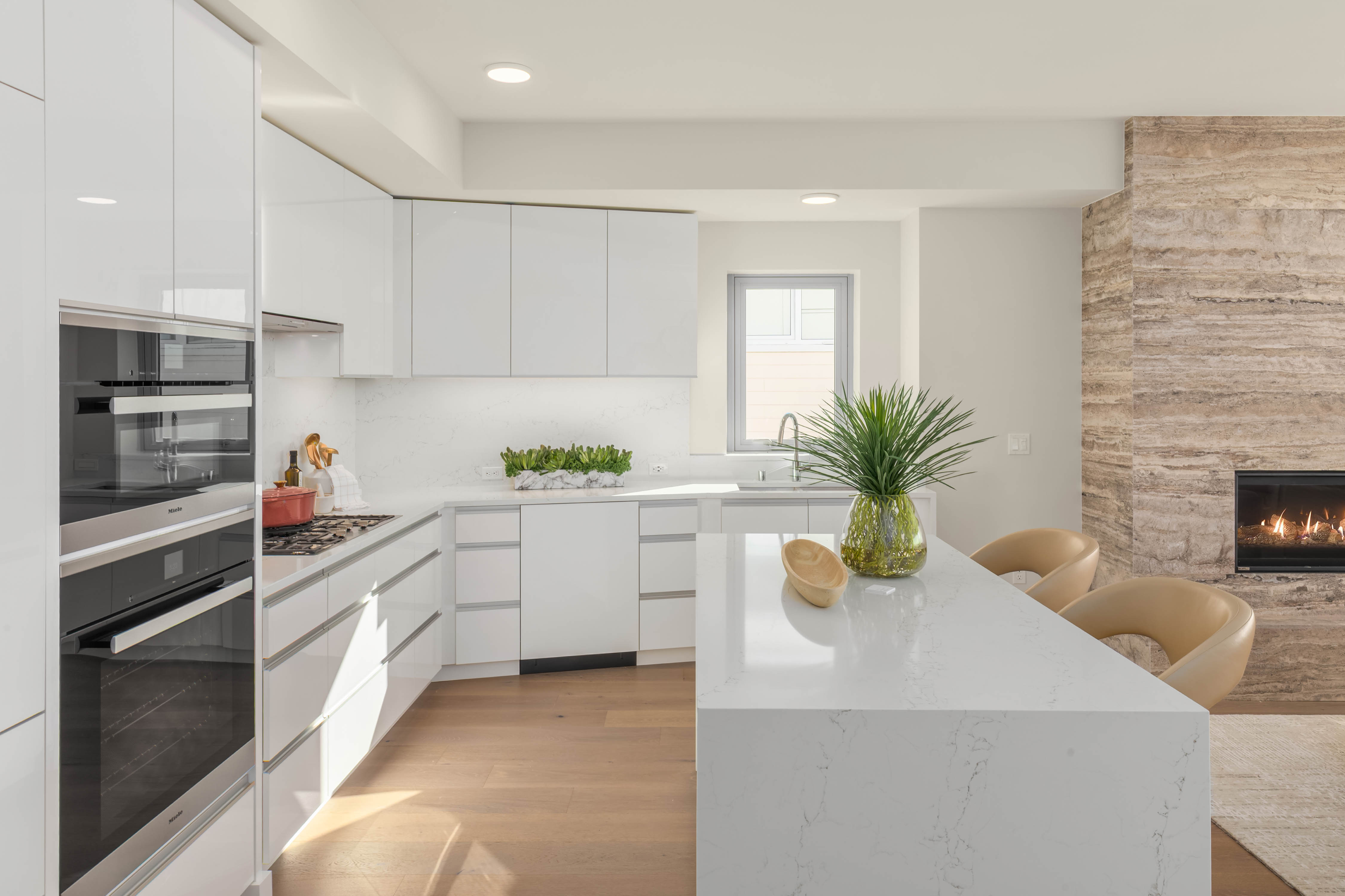  1250 Alki Ave SW Unit #PHA, Seattle, WA 98116 - 物件實景