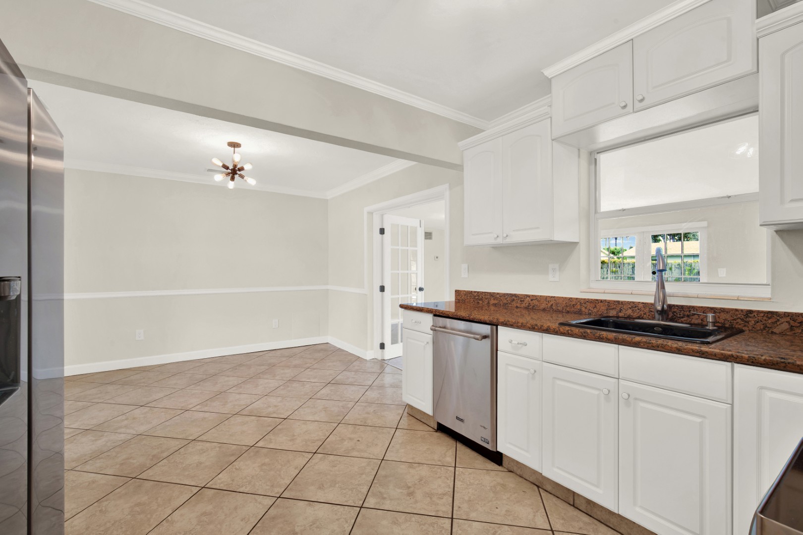 Palmetto Bay, Florida, 33157, United States, 4 Bedrooms Bedrooms, ,3 BathroomsBathrooms,Residential,For Sale,1860660