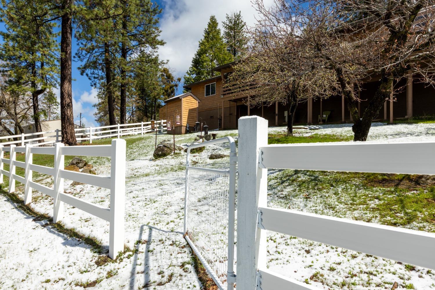 Somerset, California, 95684, United States, 2 Bedrooms Bedrooms, ,2 BathroomsBathrooms,Residential,For Sale,1854234