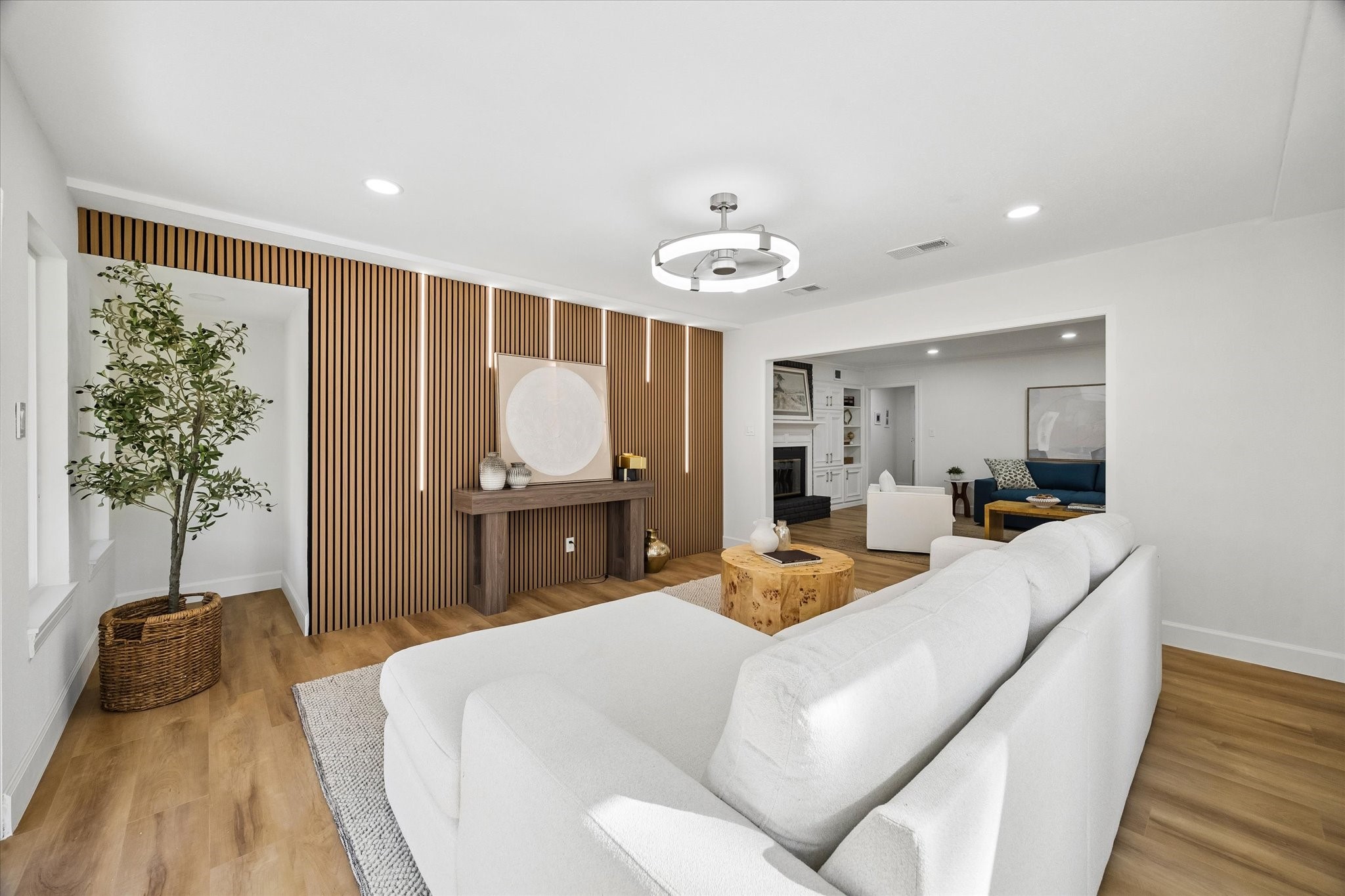  10042 Valley Forge Drive - 物件實景