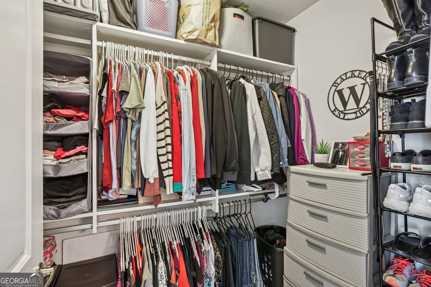 Atlanta, Georgia, 30309, United States, 2 Bedrooms Bedrooms, ,2 BathroomsBathrooms,Residential,For Sale,1964227