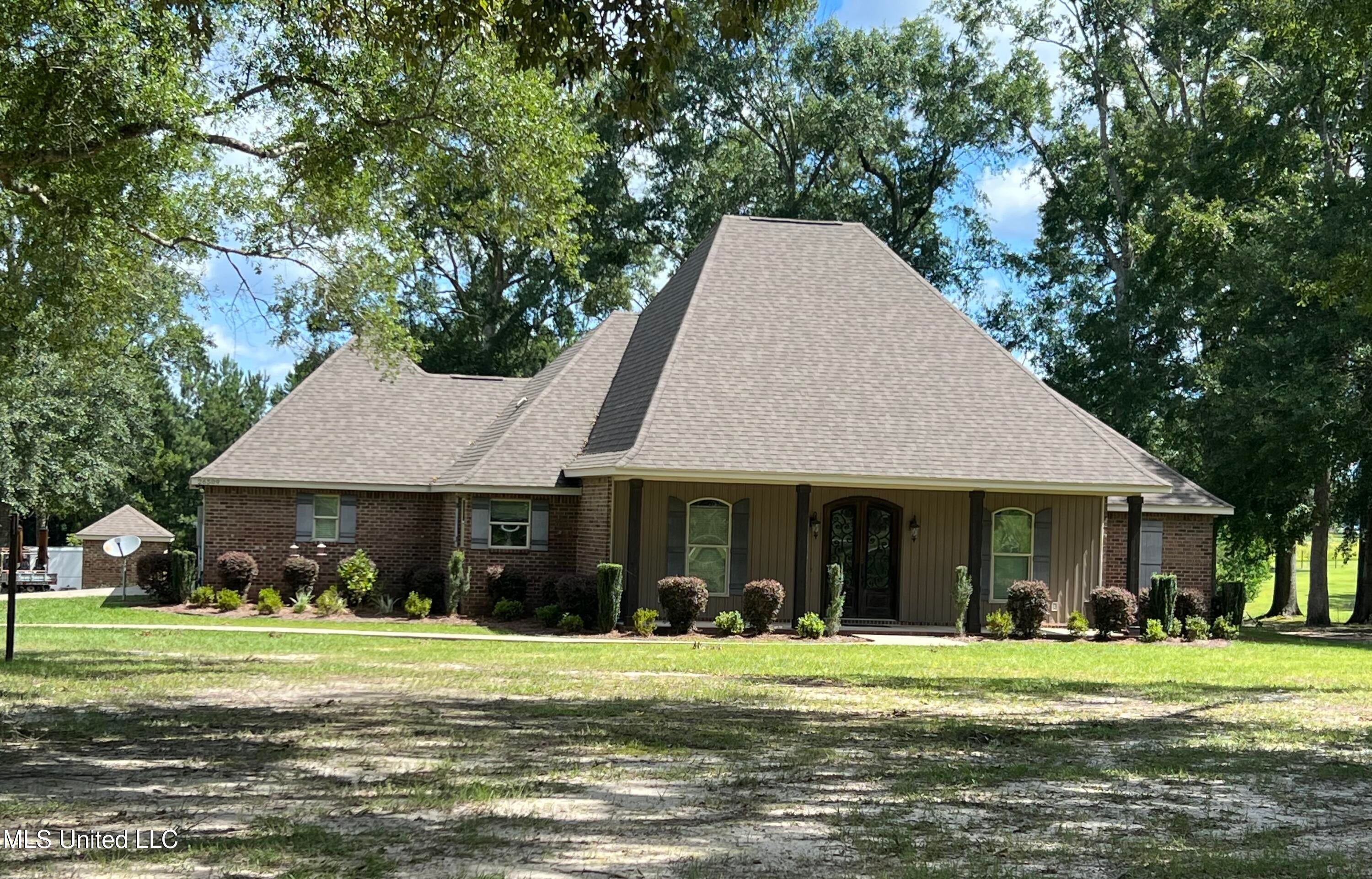 Lucedale, Mississippi, 39452, United States, 4 Bedrooms Bedrooms, ,3 BathroomsBathrooms,Residential,For Sale,1890543