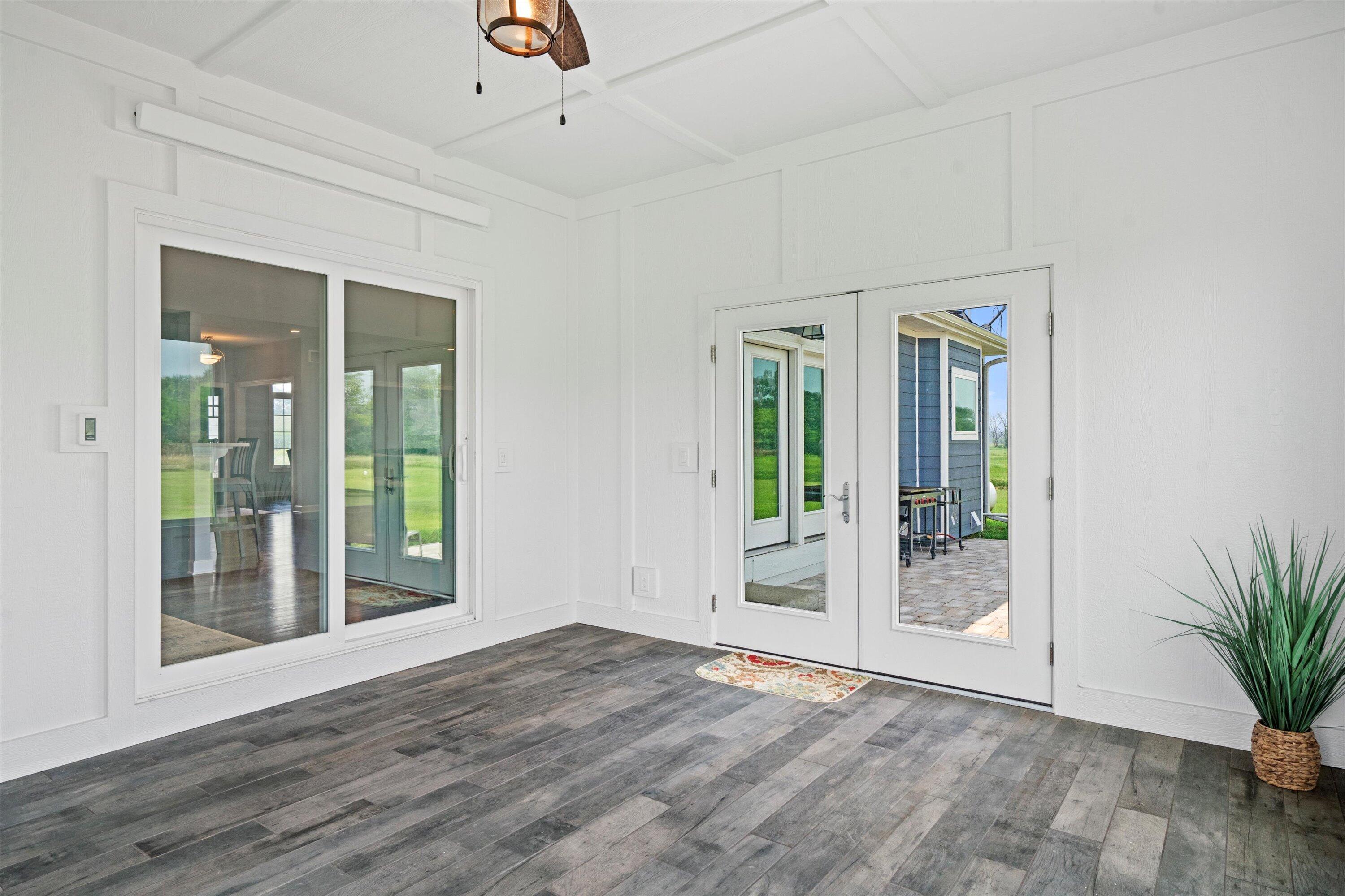 Bloomfield, Wisconsin, 53147, United States, 5 Bedrooms Bedrooms, ,3 BathroomsBathrooms,Residential,For Sale,1921596