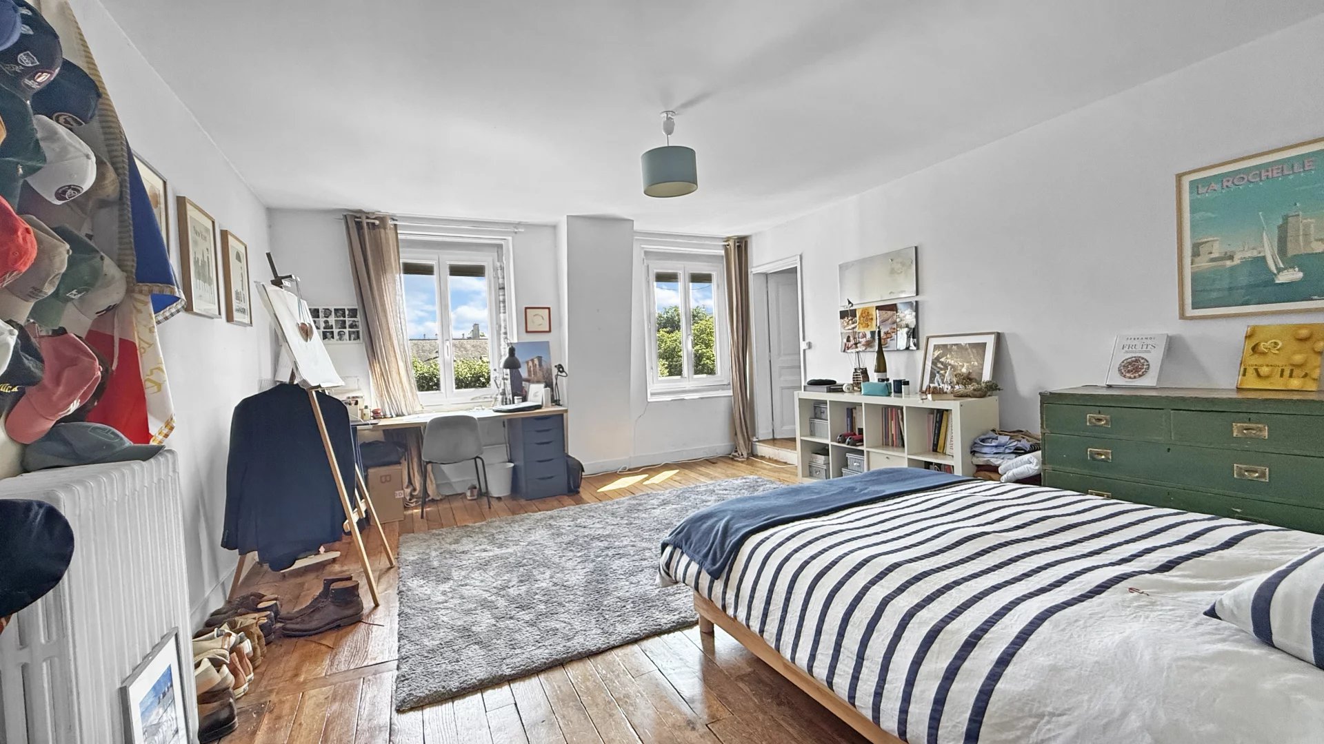 Versailles, Île-de-France, 78000, FR, 8 Bedrooms Bedrooms, ,8 BathroomsBathrooms,Residential,For Sale,1876940