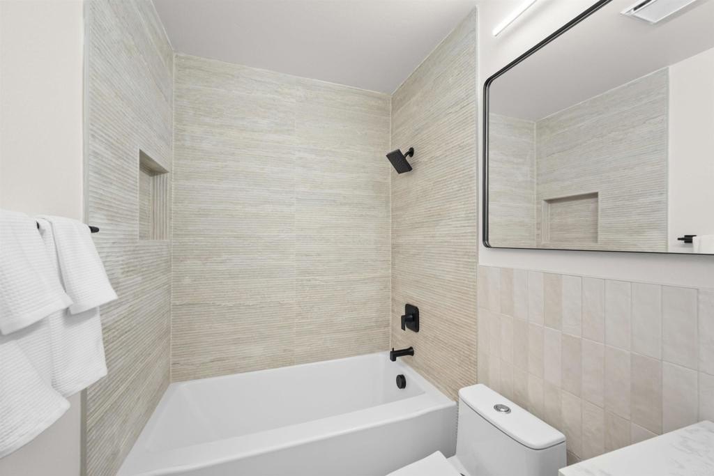 San Diego, California, 92101, United States, 1 Bedroom Bedrooms, ,1 BathroomBathrooms,Residential,For Sale,1996948