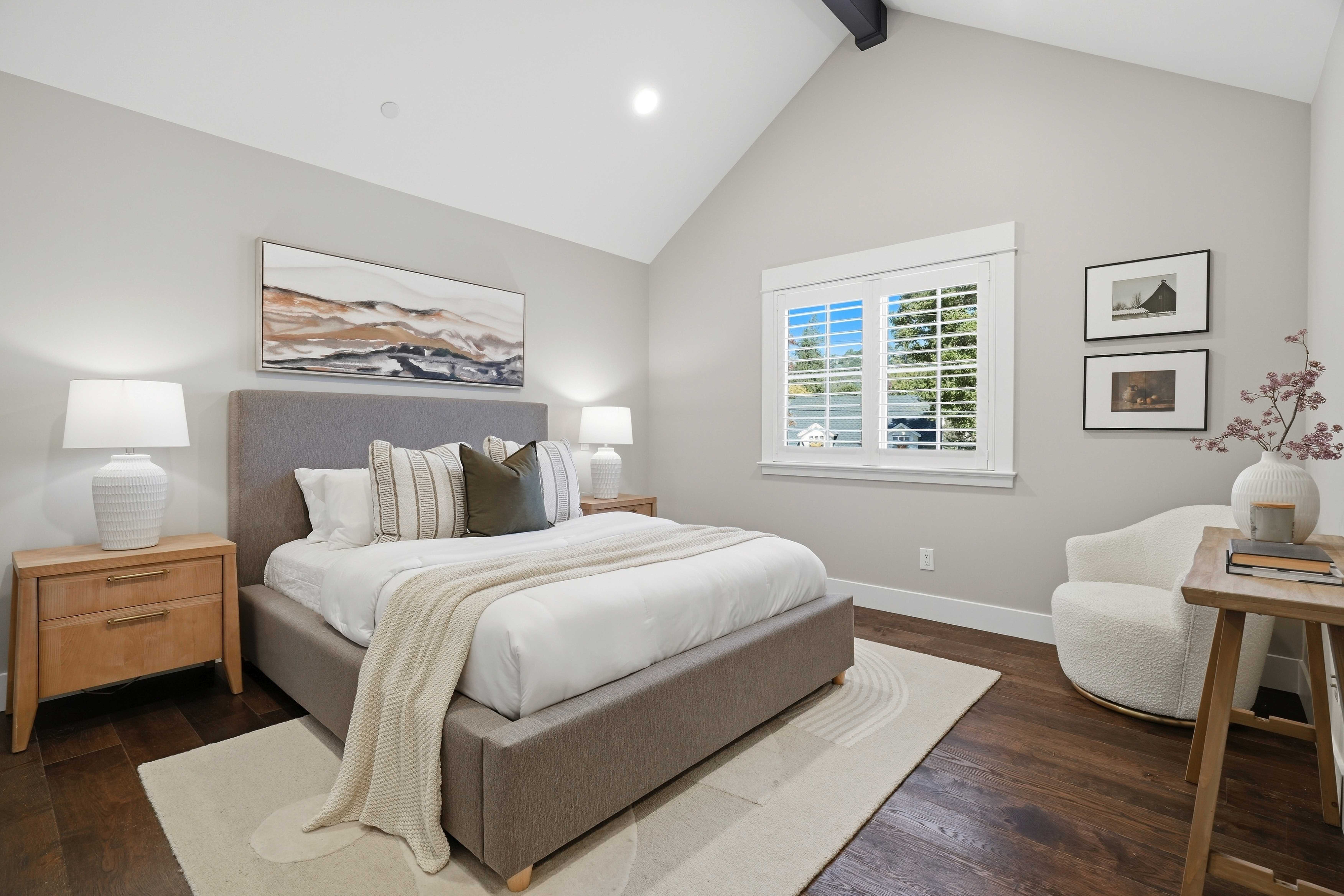 Turnkey Luxury and Premier Location in Beverly Terrace - 物件實景