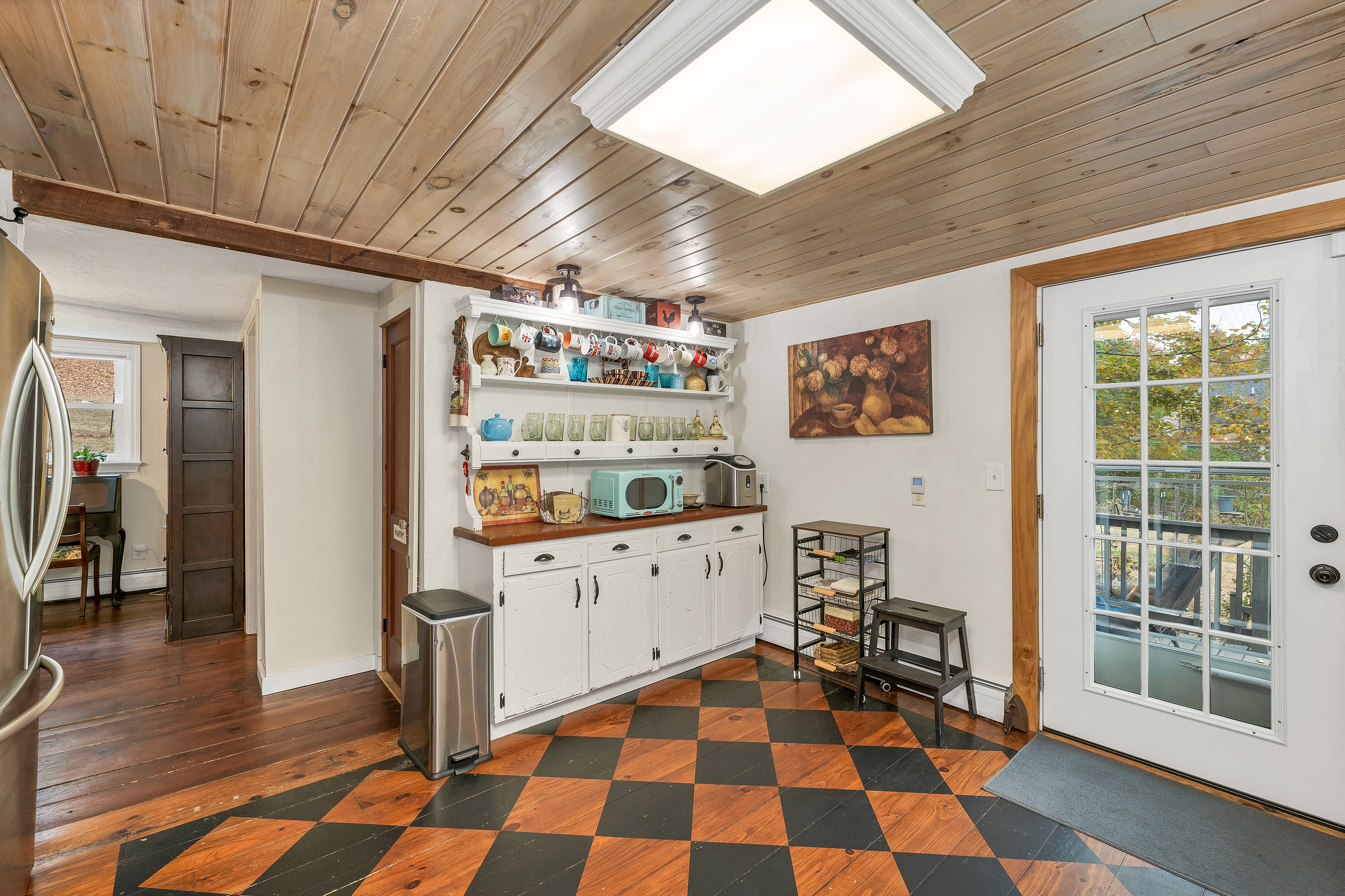 New Hampton, New Hampshire, 03256, United States, 3 Bedrooms Bedrooms, ,2 BathroomsBathrooms,Residential,For Sale,1976392