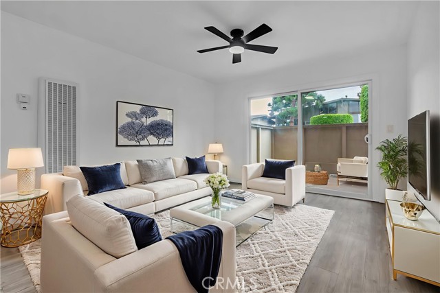 Torrance, California, 90502, United States, 2 Bedrooms Bedrooms, ,2 BathroomsBathrooms,Residential,For Sale,1987112