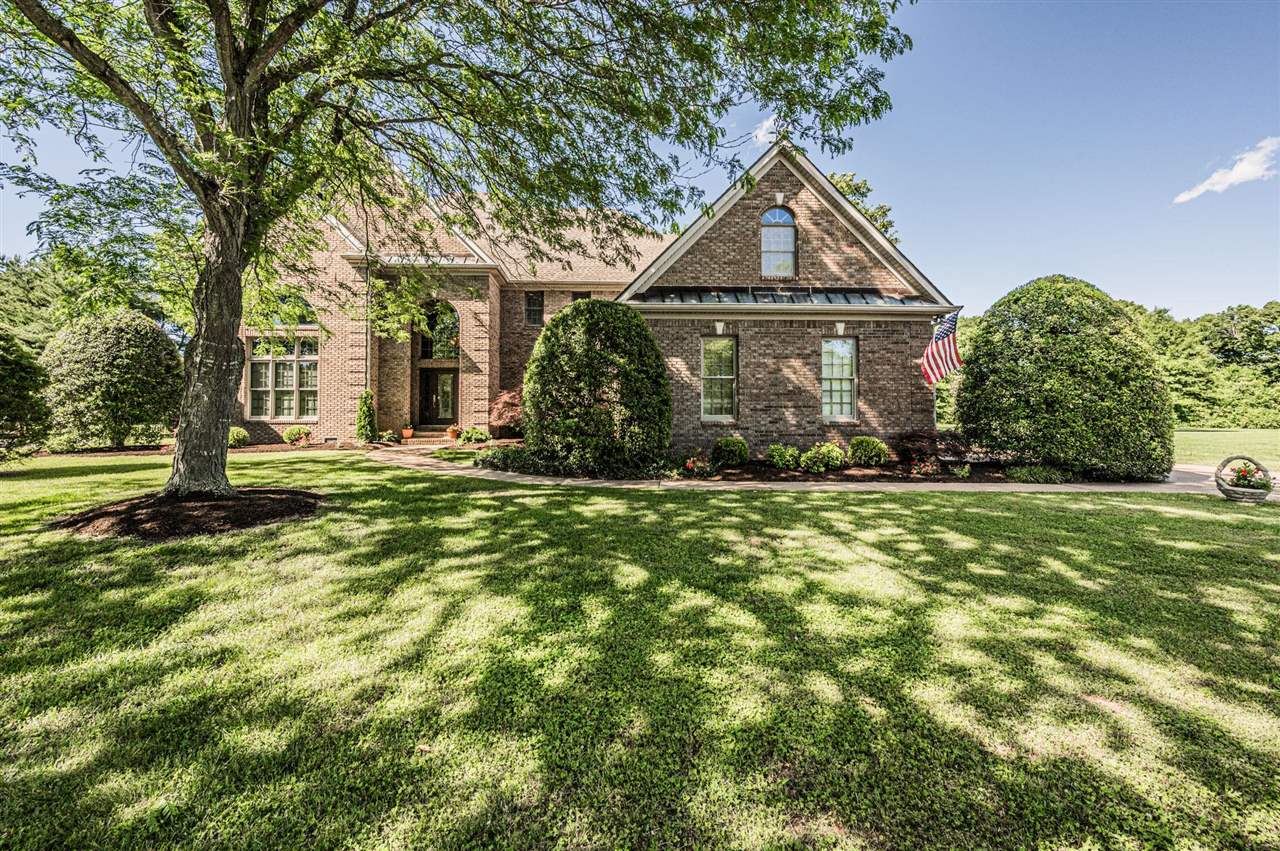 Bowling Green, Kentucky, 42103, United States, 4 Bedrooms Bedrooms, ,4 BathroomsBathrooms,Residential,For Sale,1868382