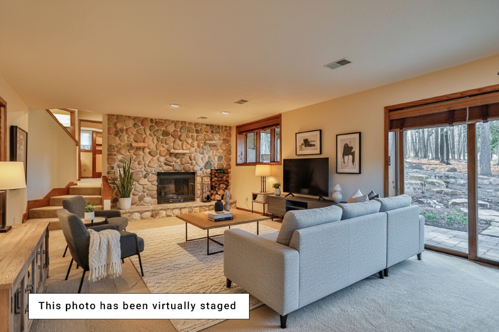 Wausau, Wisconsin, 54401, United States, 3 Bedrooms Bedrooms, ,3 BathroomsBathrooms,Residential,For Sale,1997344