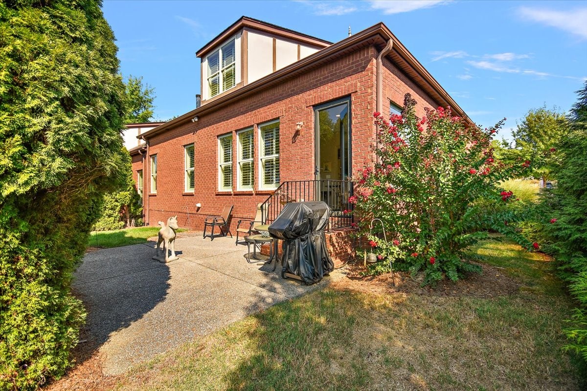 Goodlettsville, Tennessee, 37072, United States, 3 Bedrooms Bedrooms, ,3 BathroomsBathrooms,Residential,For Sale,1946973