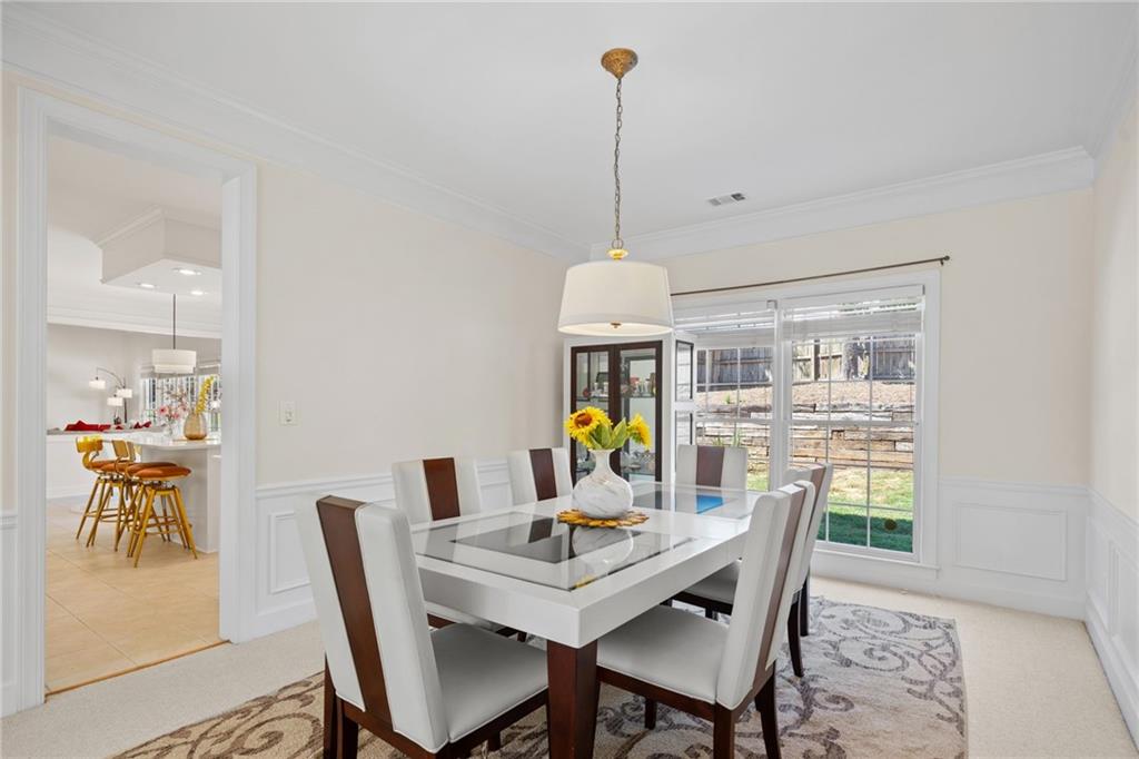 Roswell, Georgia, 30075, United States, 4 Bedrooms Bedrooms, ,3 BathroomsBathrooms,Residential,For Sale,1986078