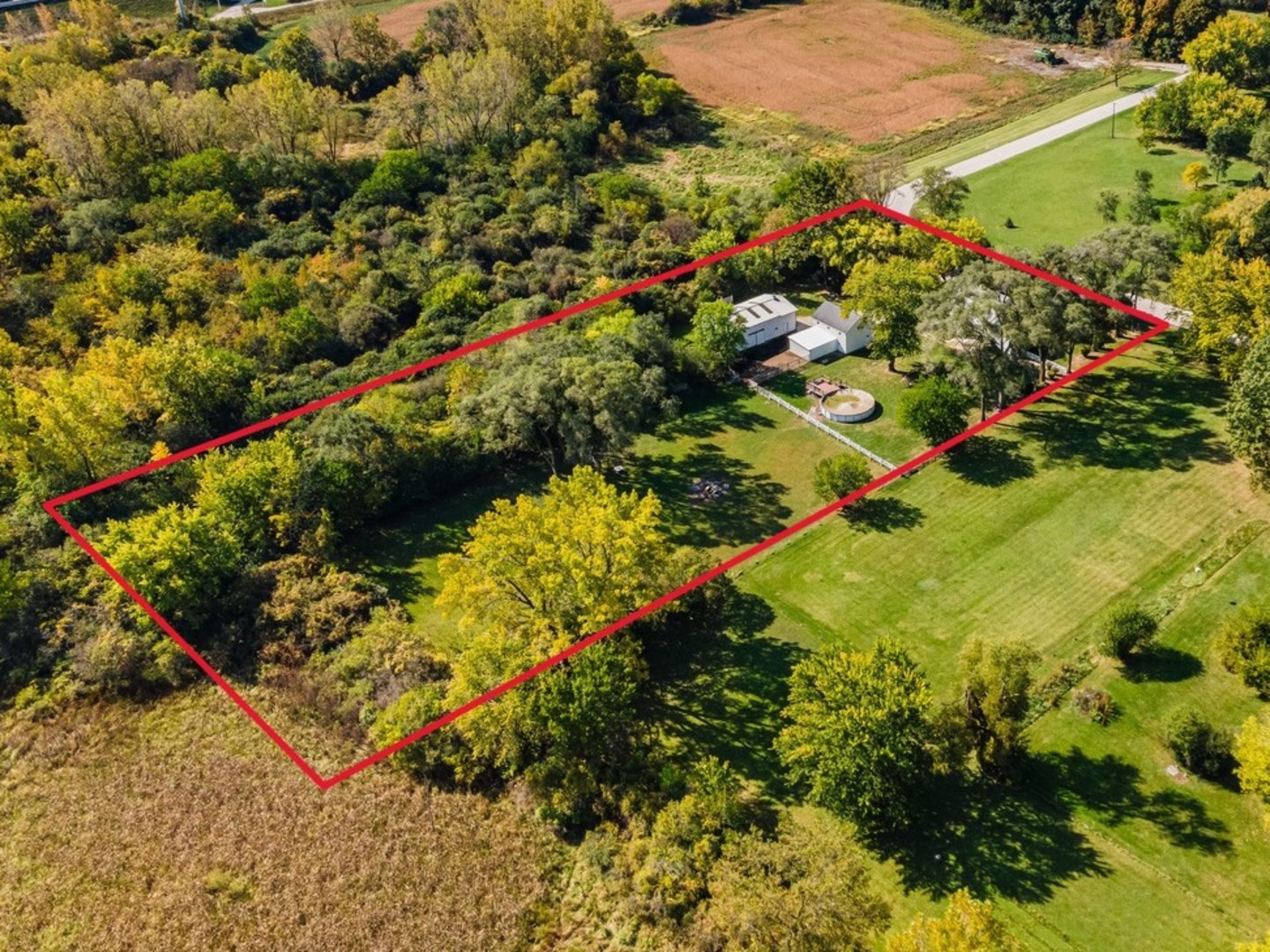 Naperville, Illinois, 60563, United States, 3 Bedrooms Bedrooms, ,3 BathroomsBathrooms,Residential,For Sale,1982481