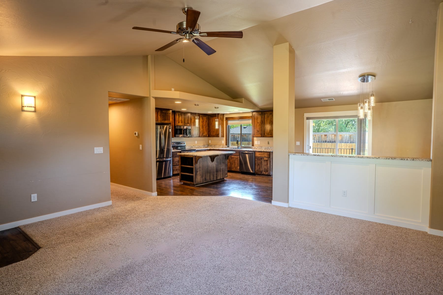  2196 Crestbrook Road Medford, OR 97504 - 物件實景