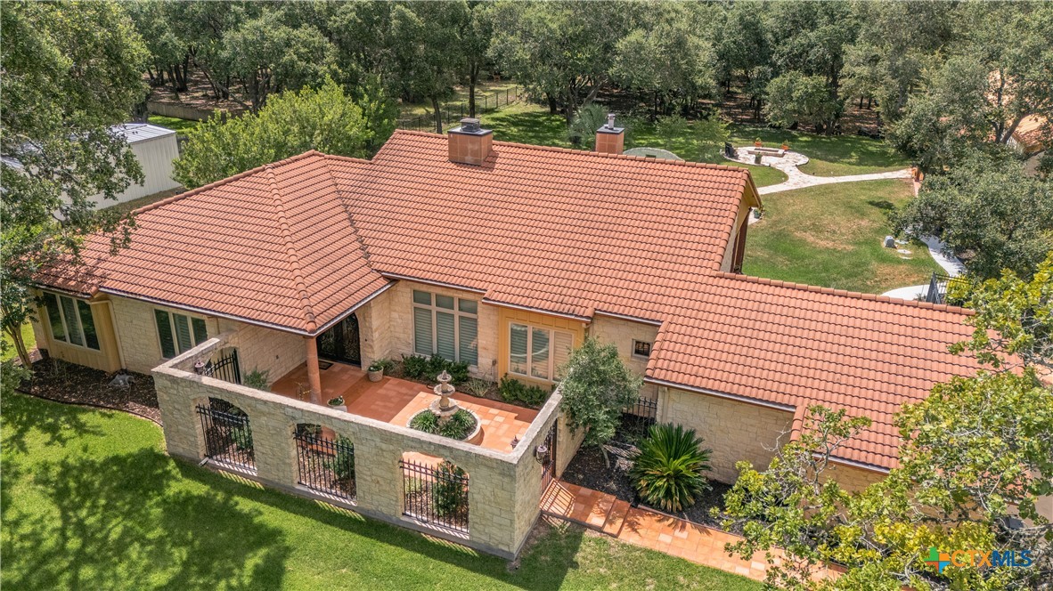 Inez, Texas, 77968, United States, 5 Bedrooms Bedrooms, ,6 BathroomsBathrooms,Residential,For Sale,1895563