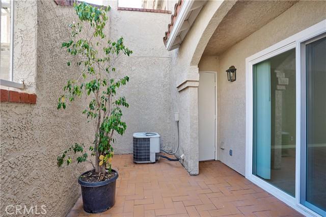 Brea, California, 92821, United States, 2 Bedrooms Bedrooms, ,3 BathroomsBathrooms,Residential,For Sale,1963215