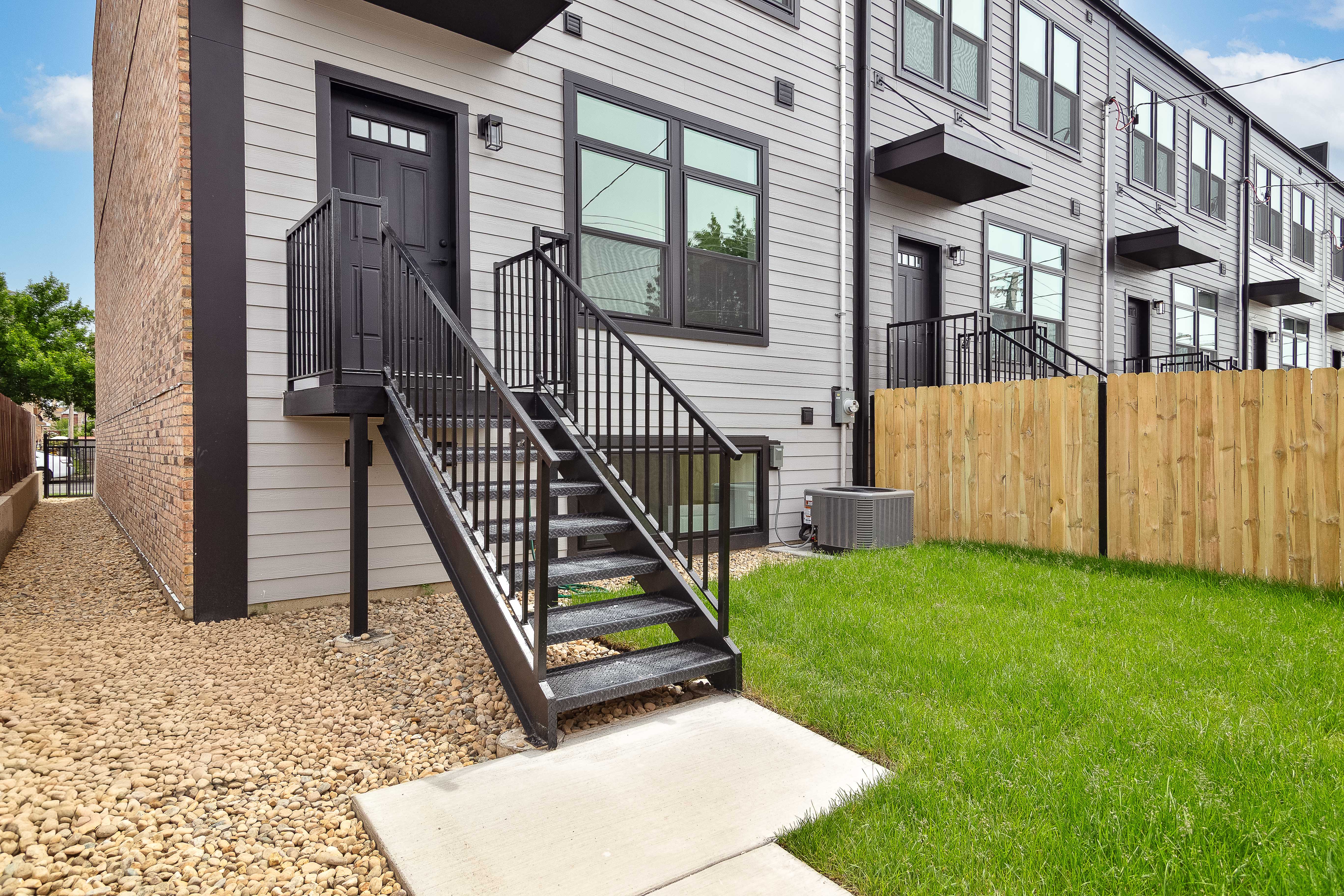  Modern New Construction Row-home Project in Portage Park - 物件實景