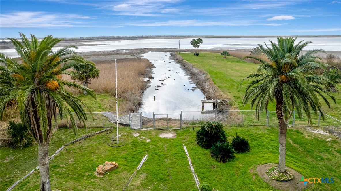 Port Lavaca, Texas, 77979, United States, 4 Bedrooms Bedrooms, ,5 BathroomsBathrooms,Residential,For Sale,1729133