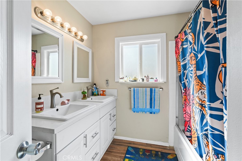 Palmdale, California, 93552, United States, 4 Bedrooms Bedrooms, ,3 BathroomsBathrooms,Residential,For Sale,1980960