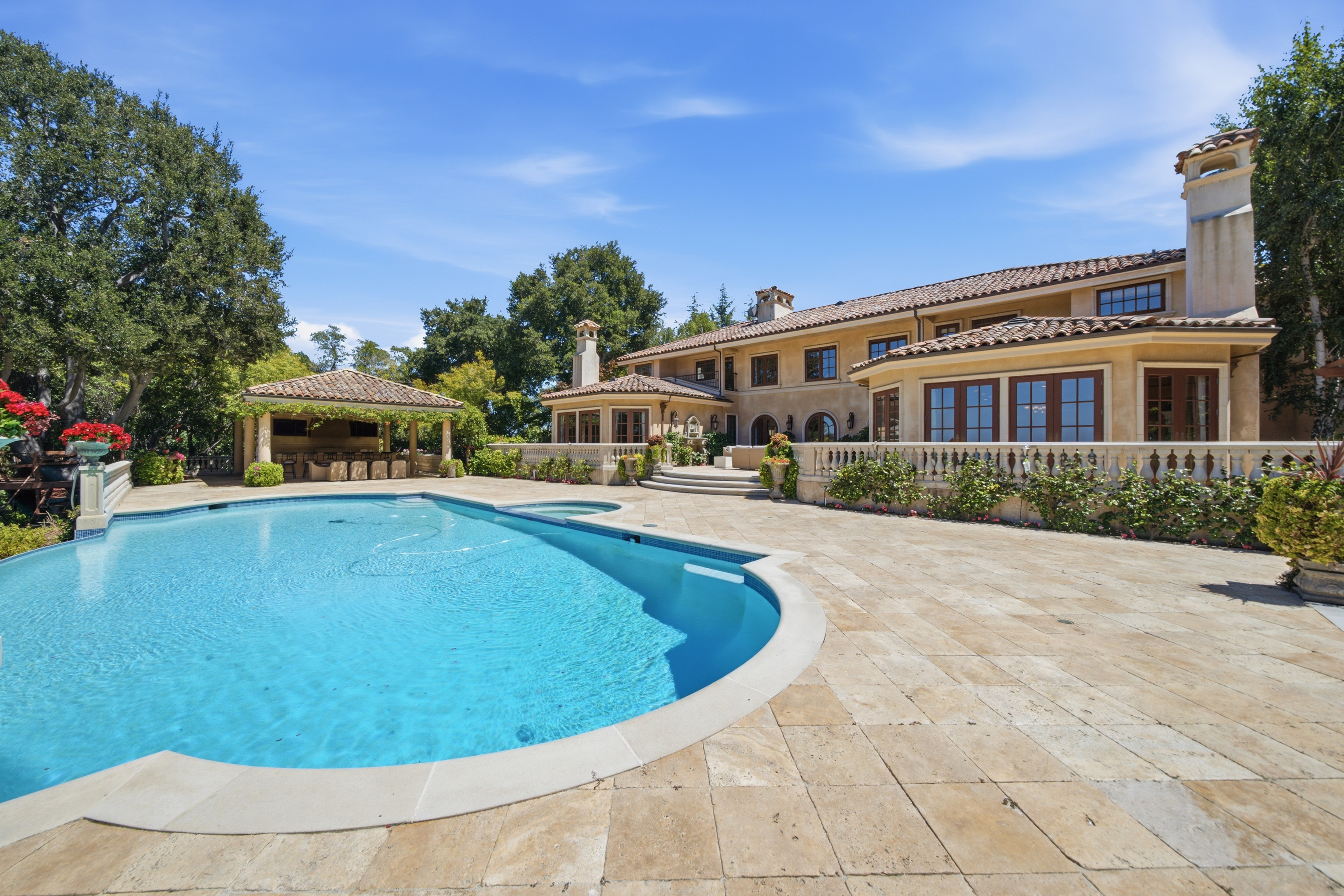  An Entertainer’s Estate with Exceptional Bay Views - 物件實景