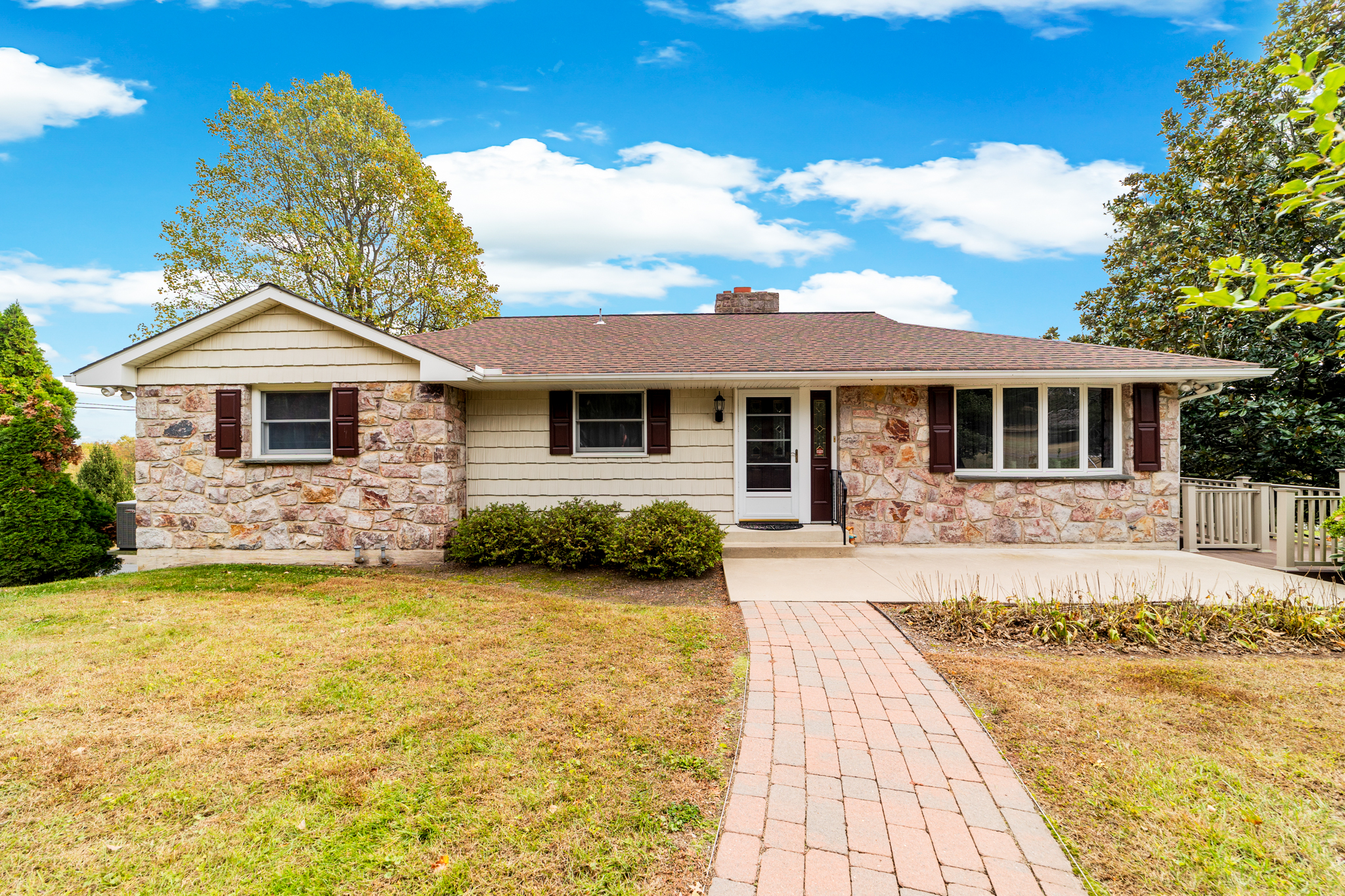 TELFORD, Pennsylvania, 18969, United States, 3 Bedrooms Bedrooms, ,2 BathroomsBathrooms,Residential,For Sale,1983098