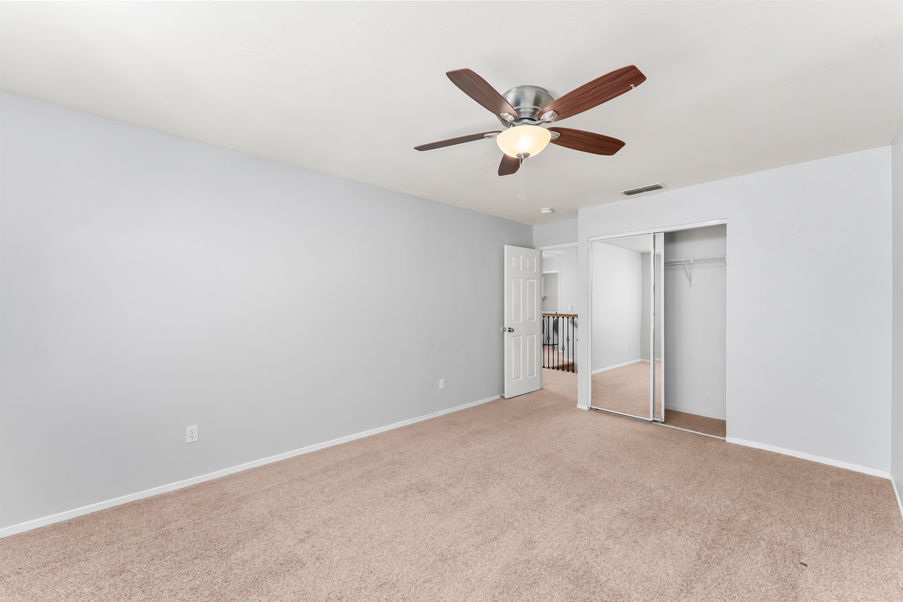  5903 Deepdale Way, Elk Grove, CA 95758 - 物件實景
