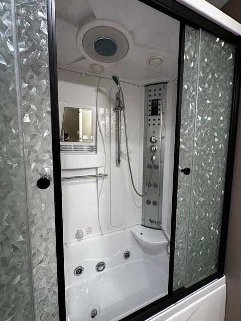 Glenville, Minnesota, 56036, United States, 4 Bedrooms Bedrooms, ,3 BathroomsBathrooms,Residential,For Sale,2015321