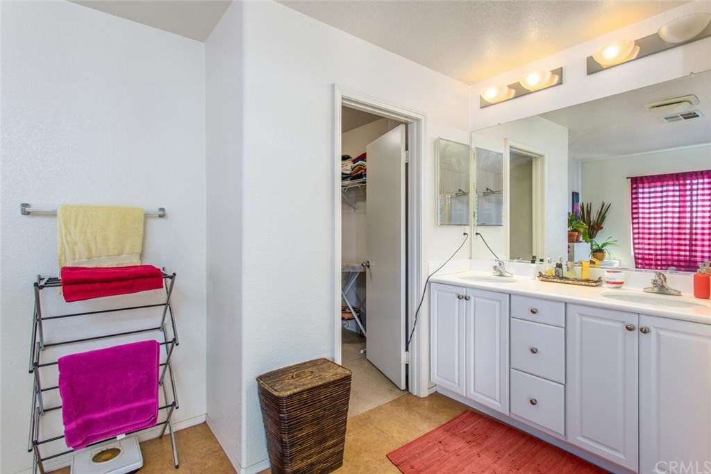 Mentone, California, 92359, United States, 3 Bedrooms Bedrooms, ,3 BathroomsBathrooms,Residential,For Sale,1927763