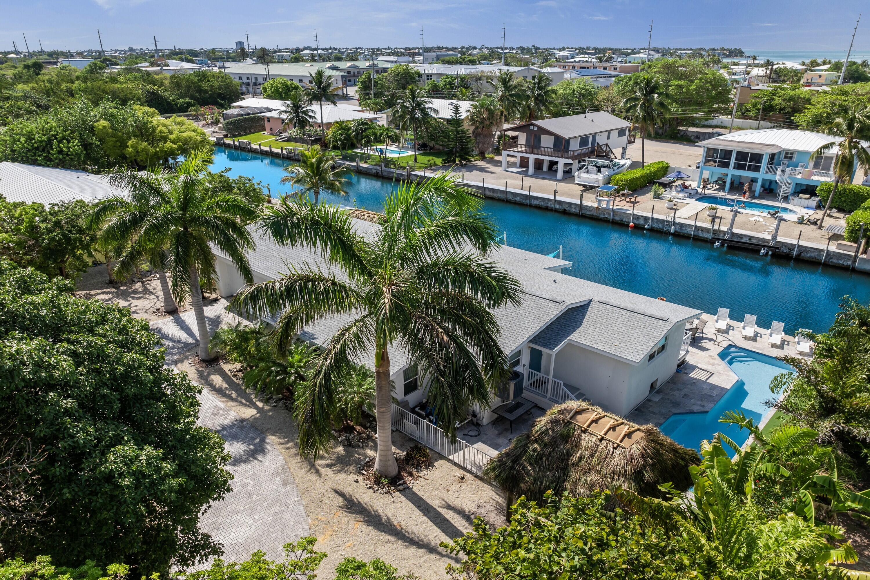 MARATHON, Florida, 33050, United States, 5 Bedrooms Bedrooms, ,4 BathroomsBathrooms,Residential,For Sale,1837177