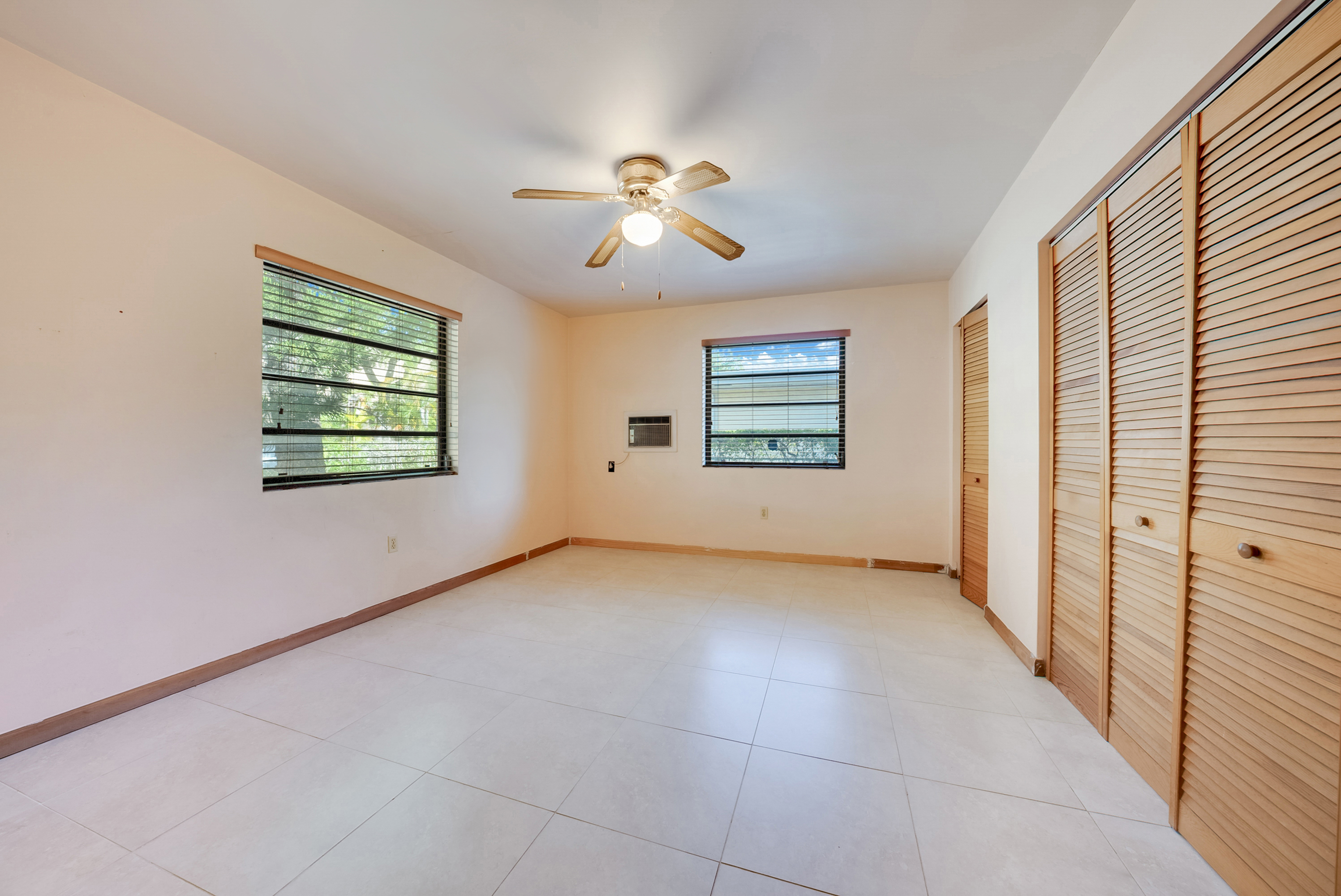  14115 NW 6th Ave, North Miami, FL, 33168 - 物件實景