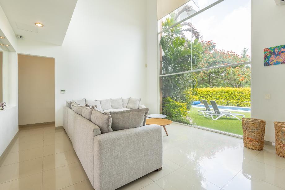 Emiliano Zapata, Morelos, 62765, Mexico, 5 Bedrooms Bedrooms, ,6 BathroomsBathrooms,Residential,For Sale,1965524