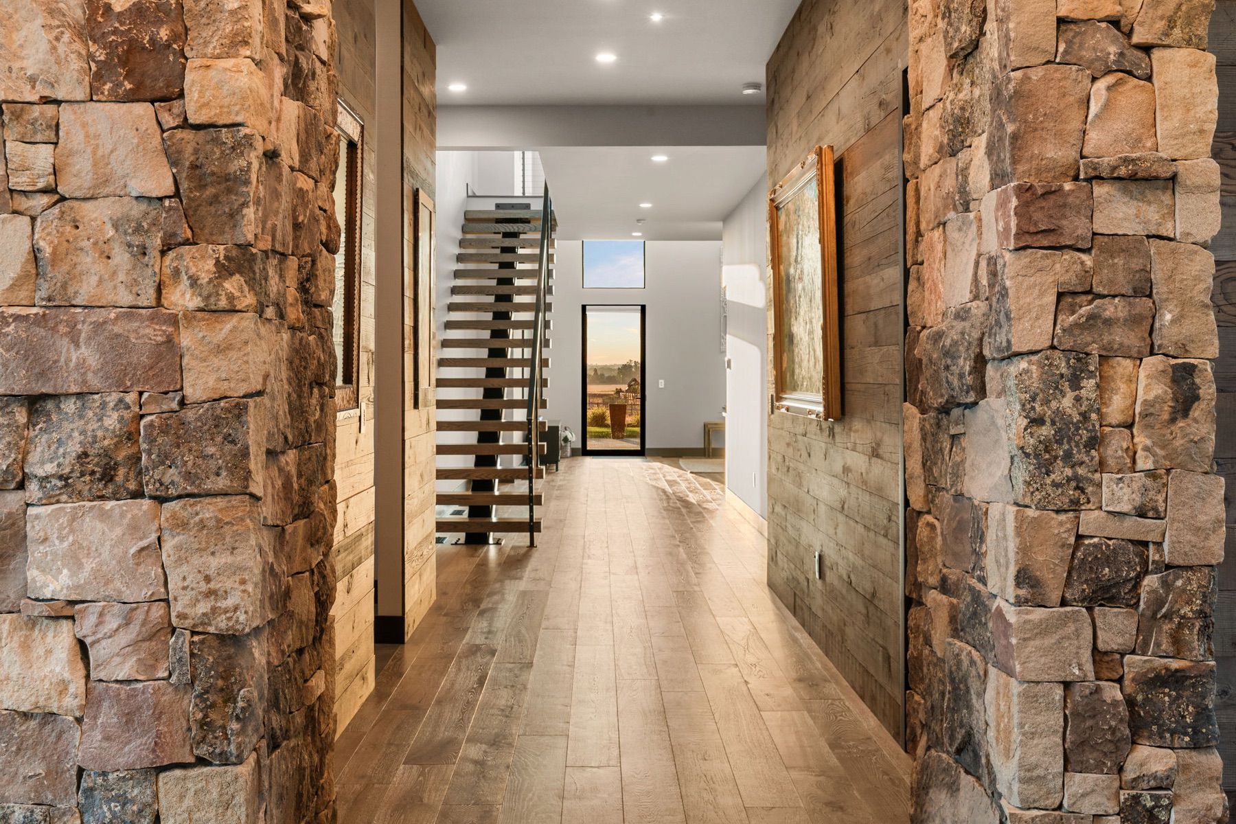  683 Cobb Hill Rd - 物件實景