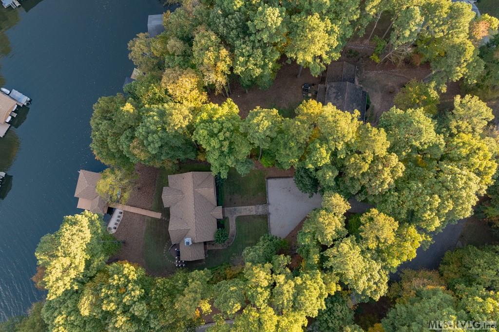 Boydton, Virginia, 23917, United States, 5 Bedrooms Bedrooms, ,4 BathroomsBathrooms,Residential,For Sale,1991597