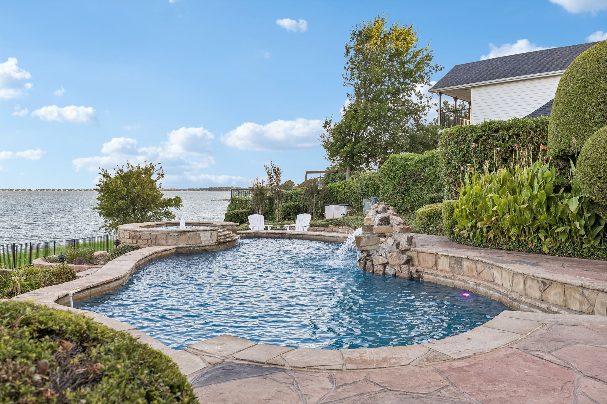  Rare One Owner Lakefront Oasis on Lake Ray Hubbard  Waterfront with Pool - 物件實景