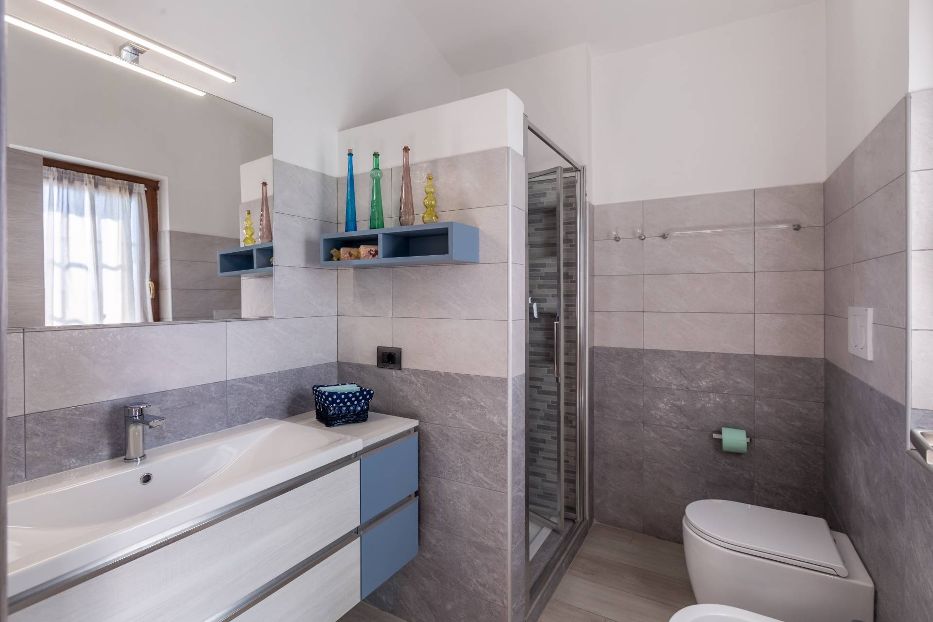 Roma, Roma, 00100, IT, 6 Bedrooms Bedrooms, ,5 BathroomsBathrooms,Residential,For Sale,1941968