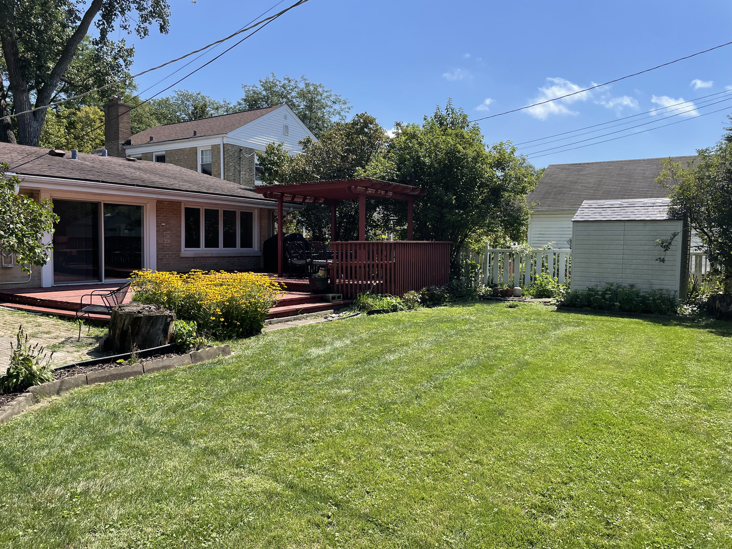 Skokie, Illinois, 60076, United States, 3 Bedrooms Bedrooms, ,3 BathroomsBathrooms,Residential,For Sale,1932038