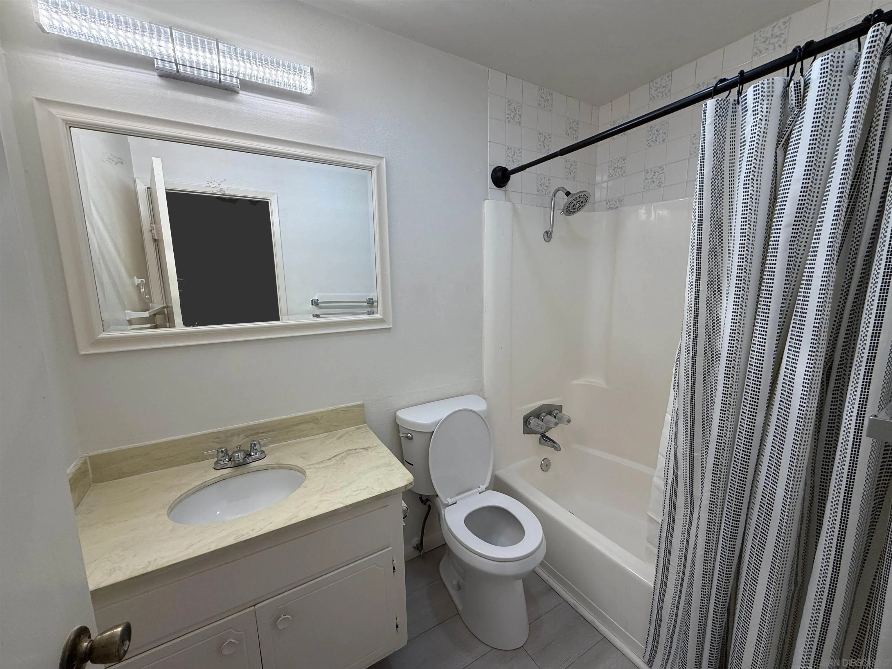 San Diego, California, 92127, United States, 4 Bedrooms Bedrooms, ,3 BathroomsBathrooms,Residential,For Sale,1992799