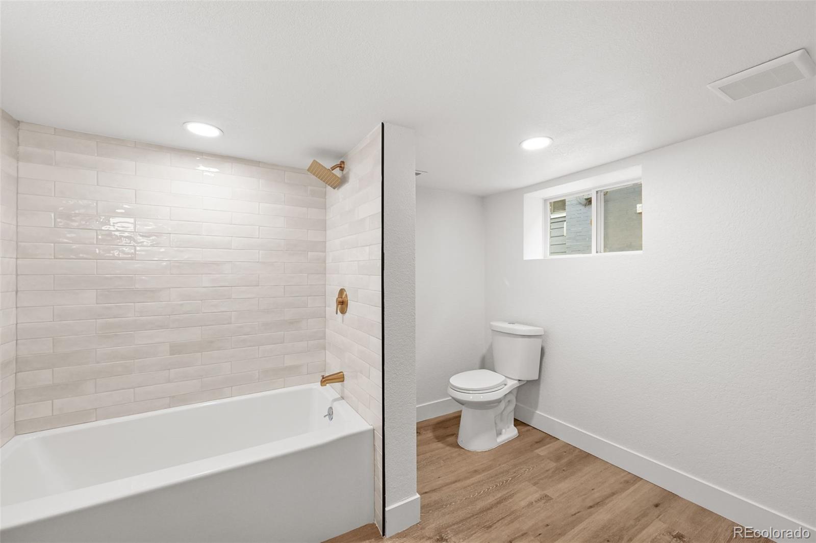 Denver, Colorado, 80212, United States, 4 Bedrooms Bedrooms, ,3 BathroomsBathrooms,Residential,For Sale,1941904