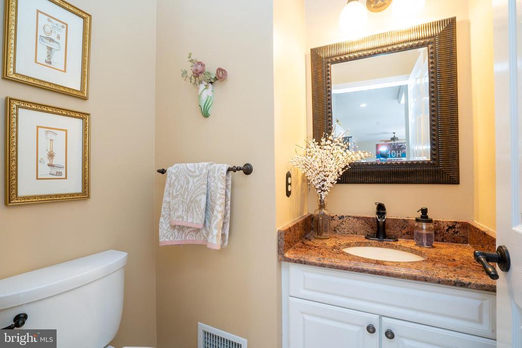 Monmouth Junction, New Jersey, 08852, United States, 4 Bedrooms Bedrooms, ,3 BathroomsBathrooms,Residential,For Sale,1869569