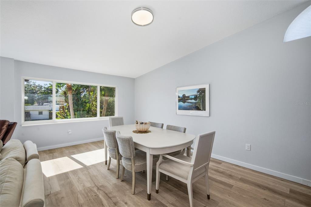 St Petersburg, Florida, 33703, United States, 3 Bedrooms Bedrooms, ,3 BathroomsBathrooms,Residential,For Sale,2014821