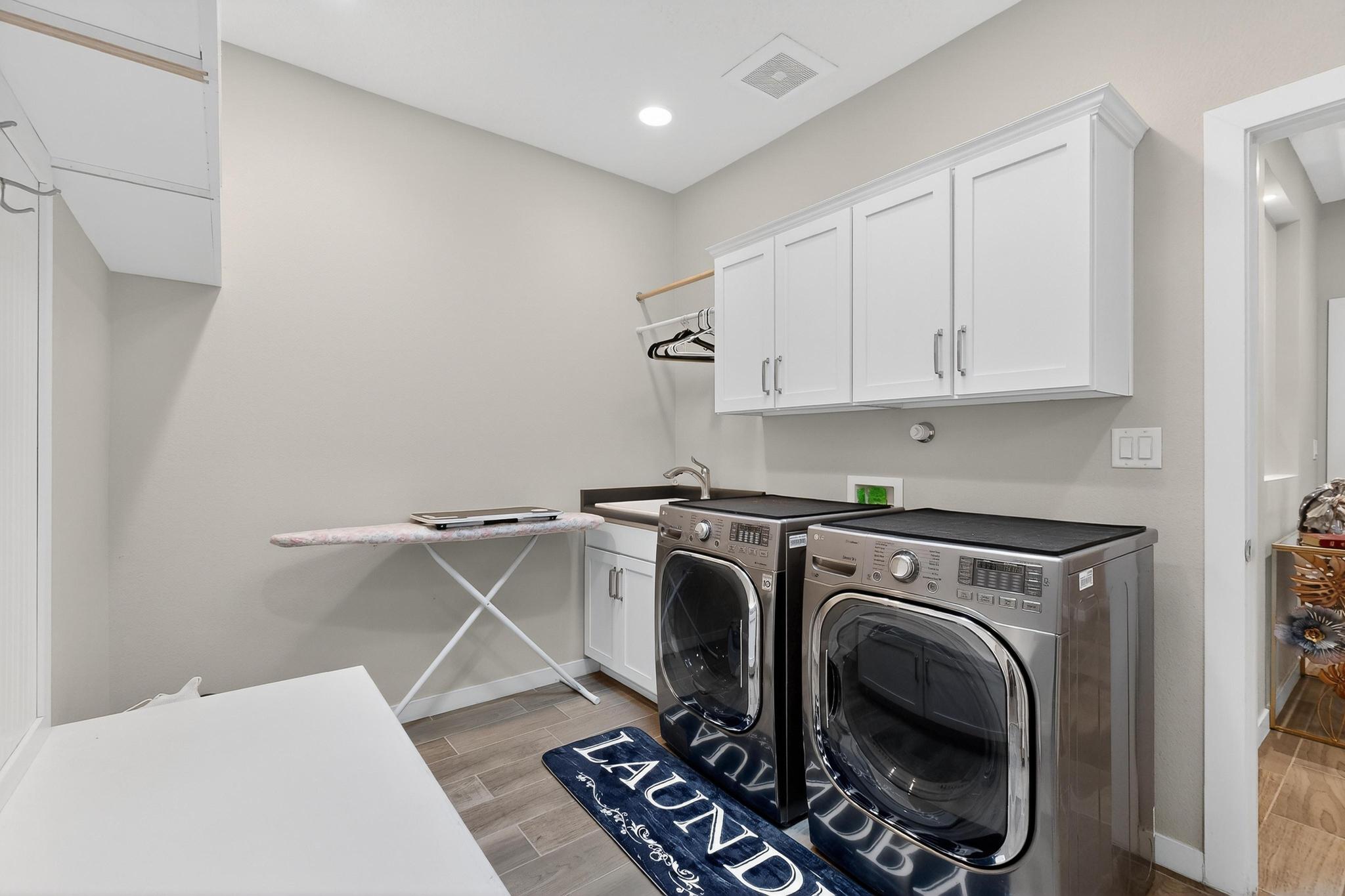 Albuquerque, New Mexico, 87120, United States, 3 Bedrooms Bedrooms, ,3 BathroomsBathrooms,Residential,For Sale,2008815