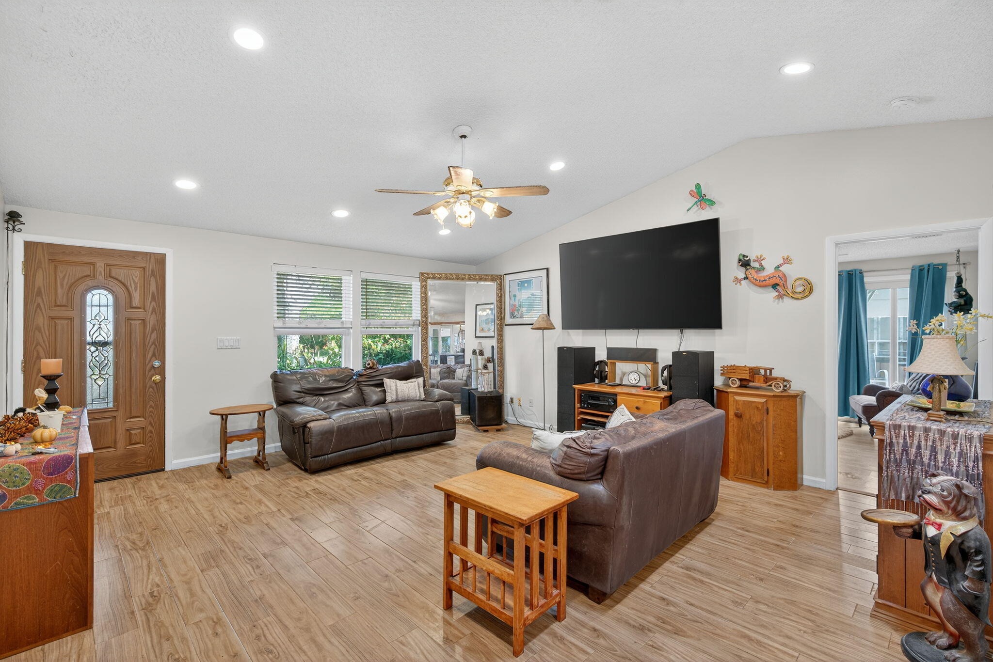 Jupiter, Florida, 33458, United States, 2 Bedrooms Bedrooms, ,2 BathroomsBathrooms,Residential,For Sale,1984787