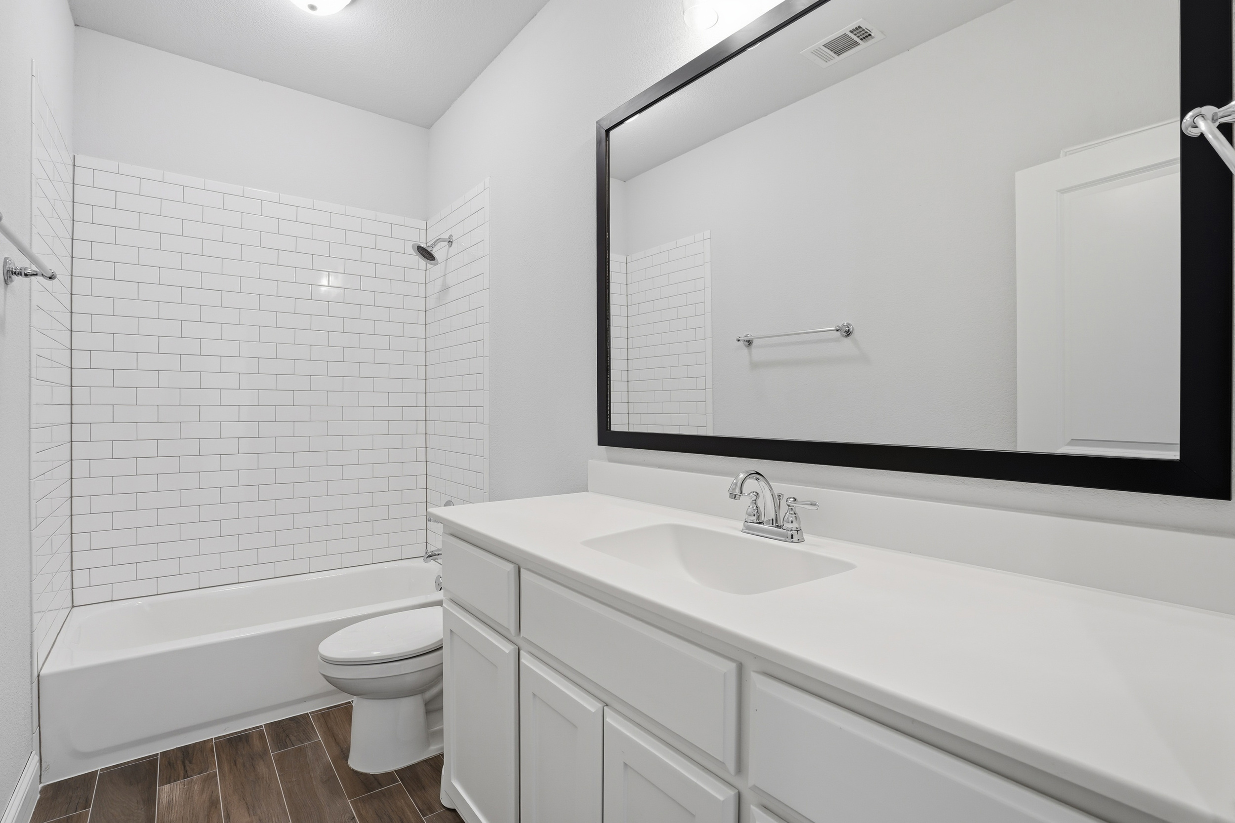  Charming Traditional in River District - 物件實景