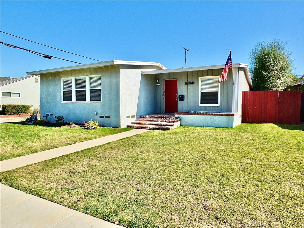 Long Beach, California, 90815, United States, 3 Bedrooms Bedrooms, ,1 BathroomBathrooms,Residential,For Sale,1987991