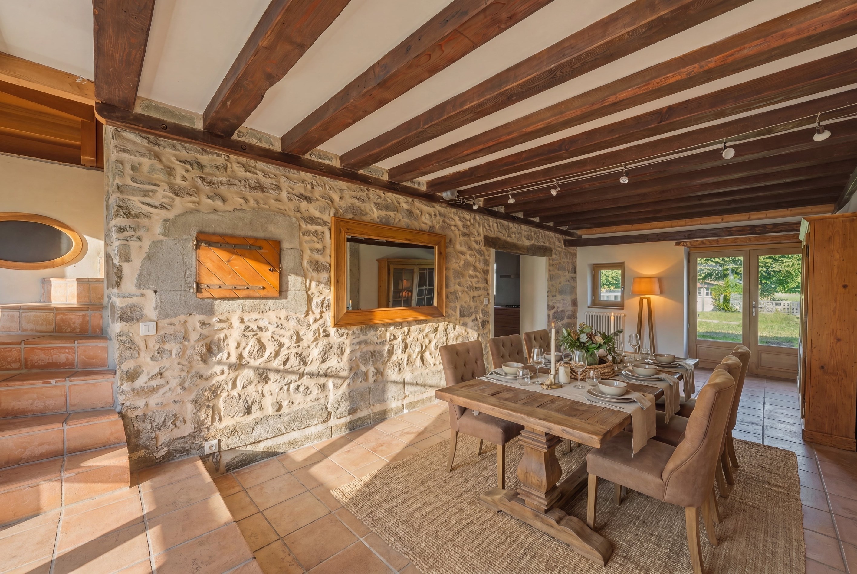  Filly Hamlet – Beautifully Renovated Character Home Between Lake Geneva and the… - 物件實景