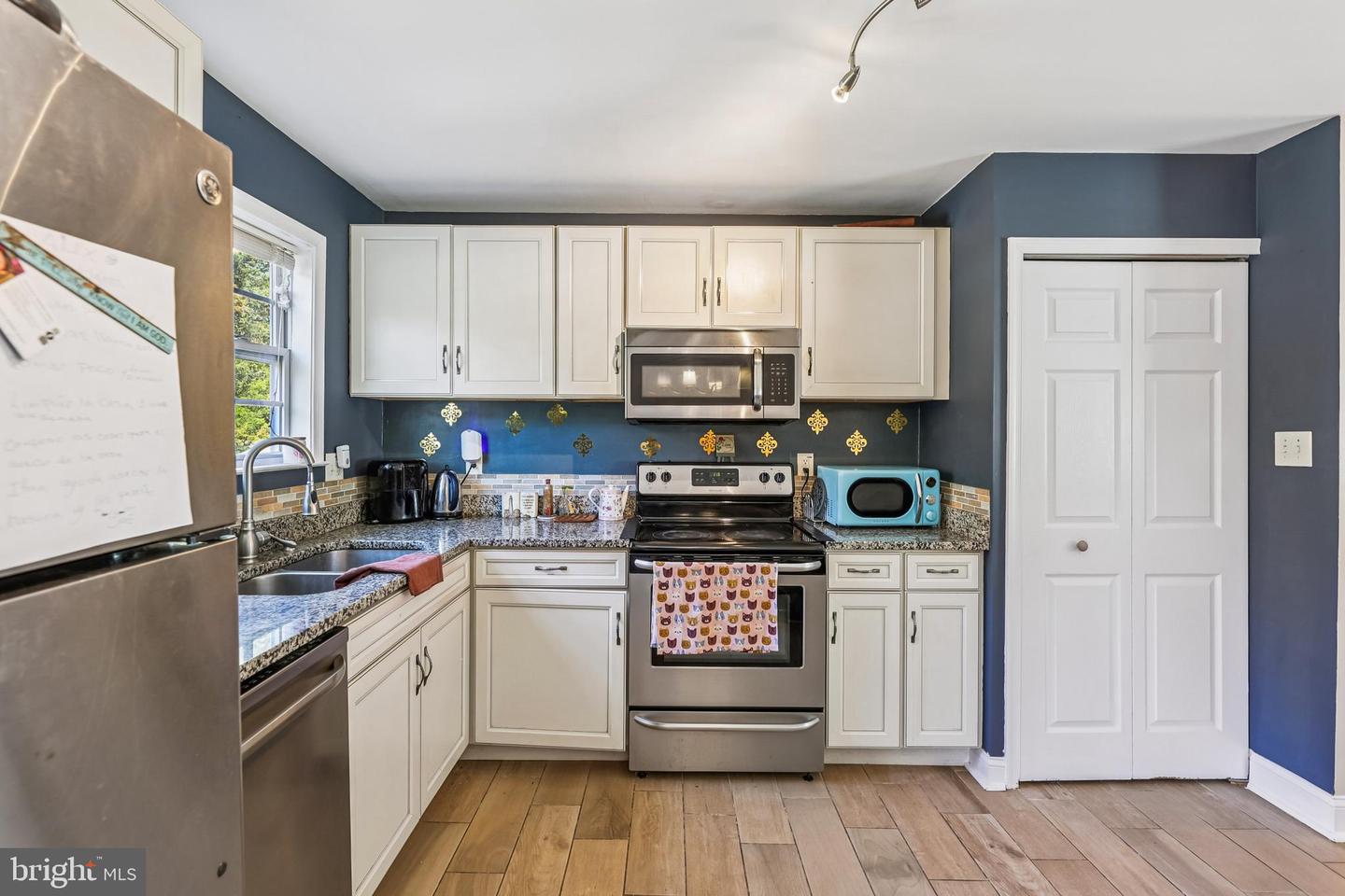 Temple Hills, Maryland, 20748, United States, 5 Bedrooms Bedrooms, ,3 BathroomsBathrooms,Residential,For Sale,1988025