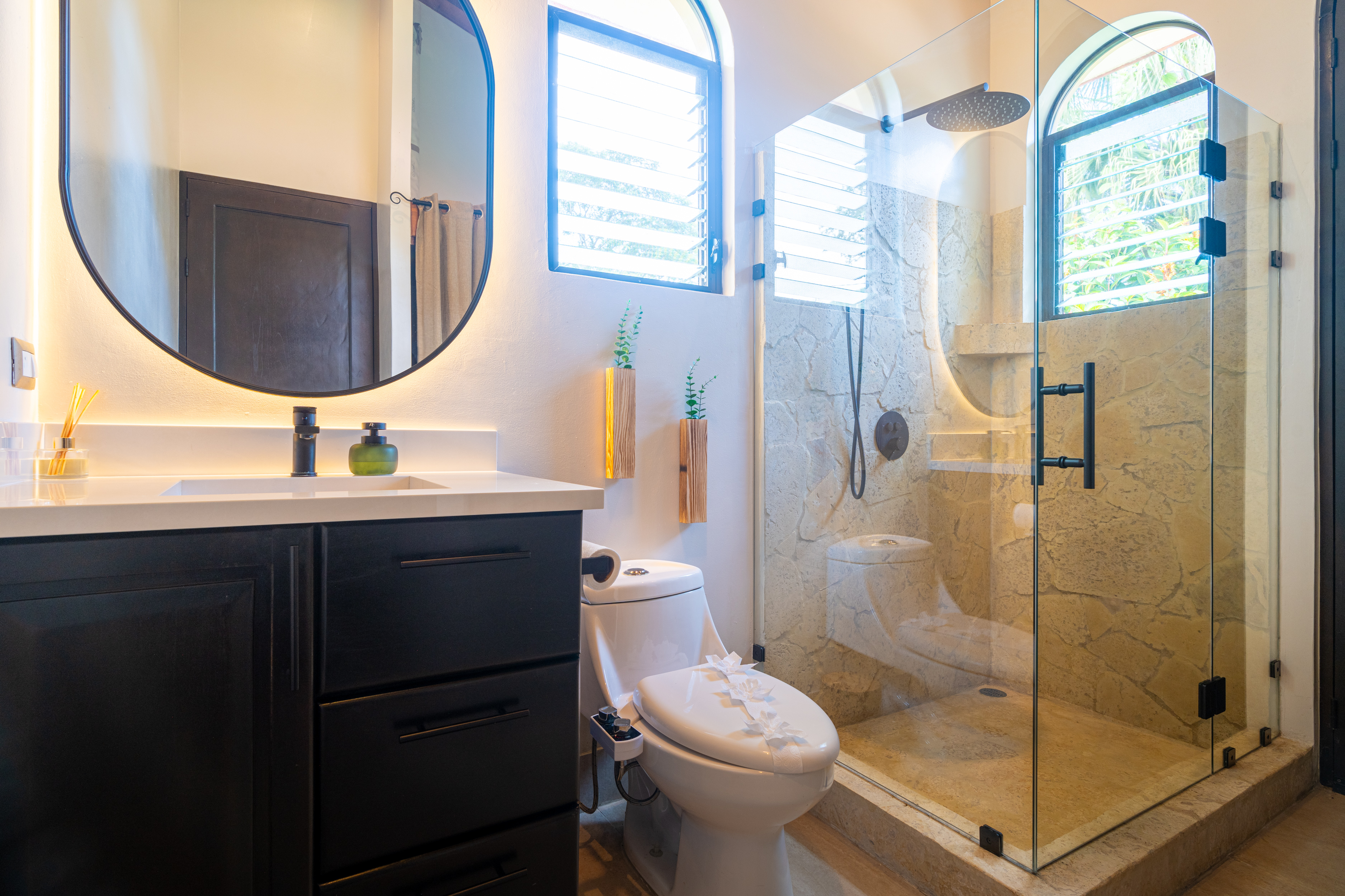 Ojochal, Puntarenas, 60504, CR, 3 Bedrooms Bedrooms, ,2 BathroomsBathrooms,Residential,For Sale,2003278