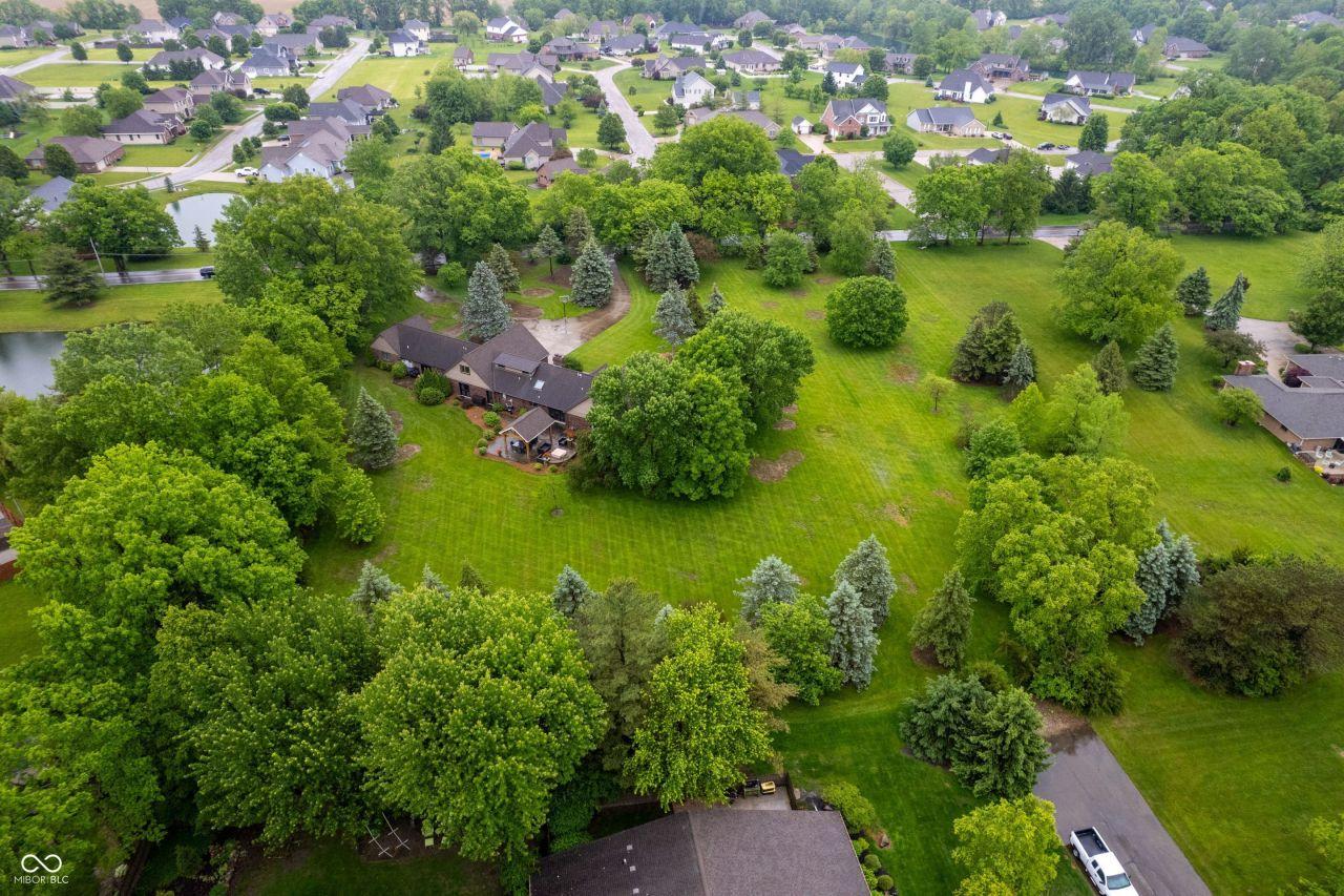 Muncie, Indiana, 47304, United States, 4 Bedrooms Bedrooms, ,5 BathroomsBathrooms,Residential,For Sale,1828305