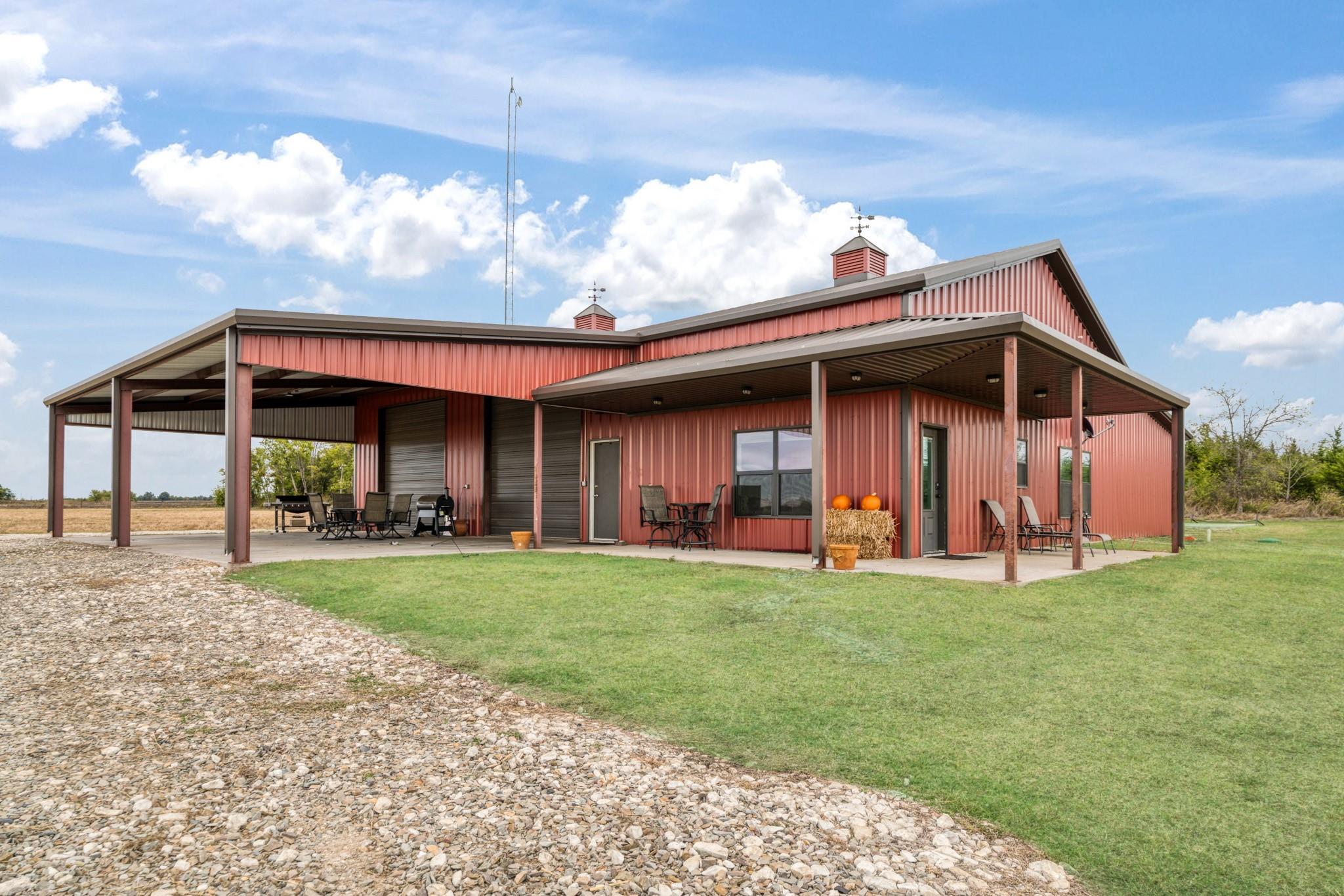 Roxton, Texas, 75477, United States, 3 Bedrooms Bedrooms, ,3 BathroomsBathrooms,Residential,For Sale,1982011